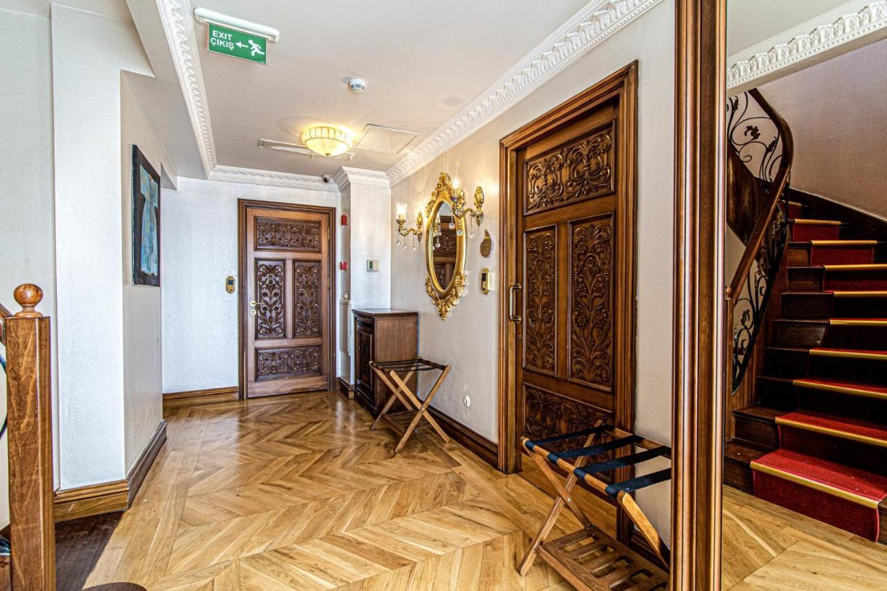 Stylish Studio In Historic Mansion In Beylerbeyi Apartment